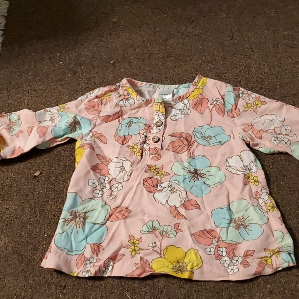 Carters 18 month shirt
